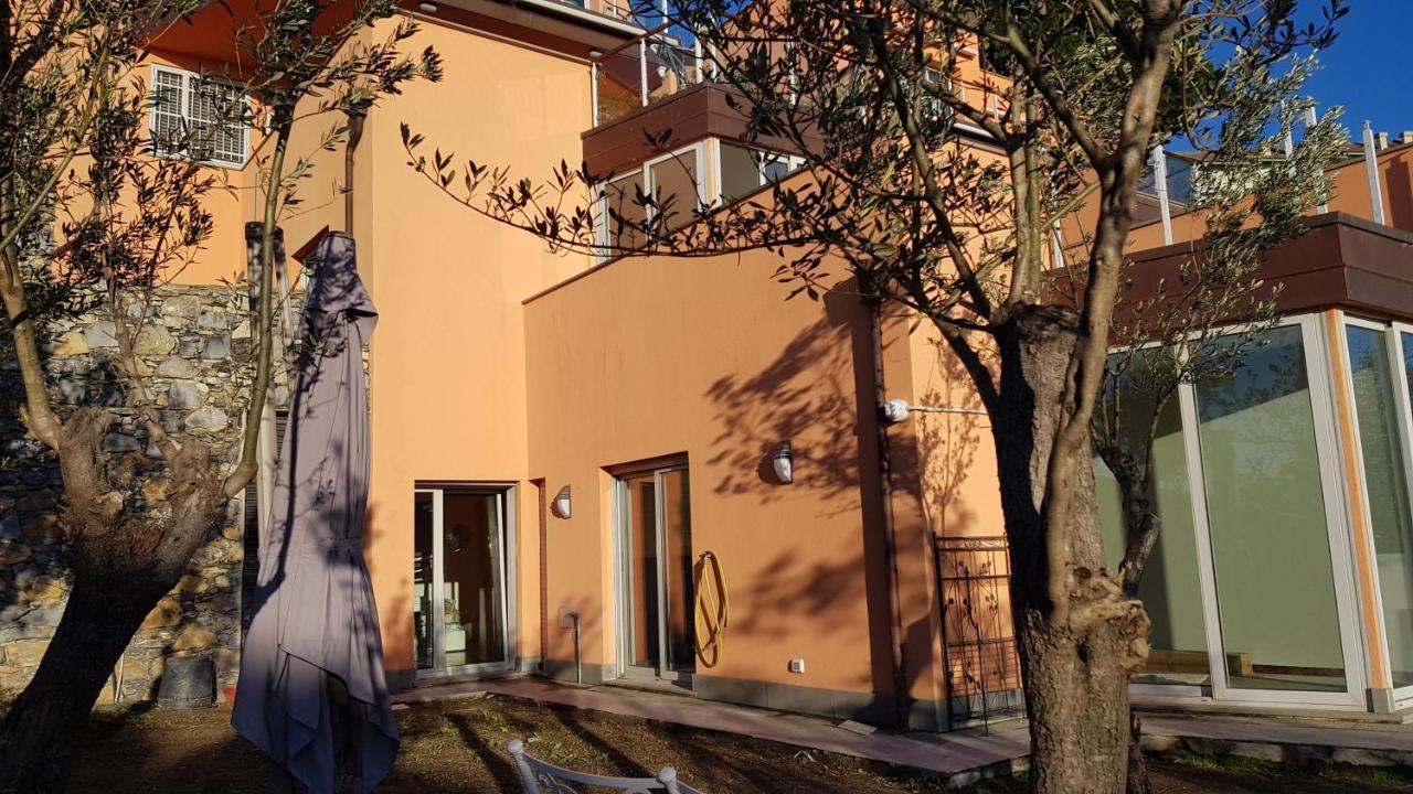 Apartamento Poggio Degli Ulivi Génova Exterior foto