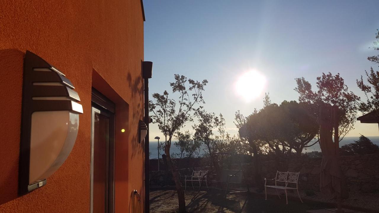 Apartamento Poggio Degli Ulivi Génova Exterior foto